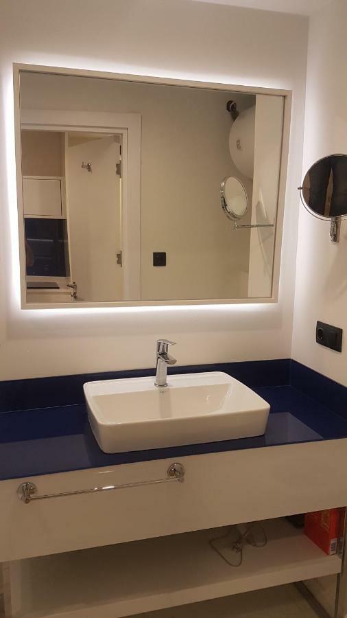 Deluxe Hotel Room In The Heart Of Batumi Orbi City A Block Zewnętrze zdjęcie